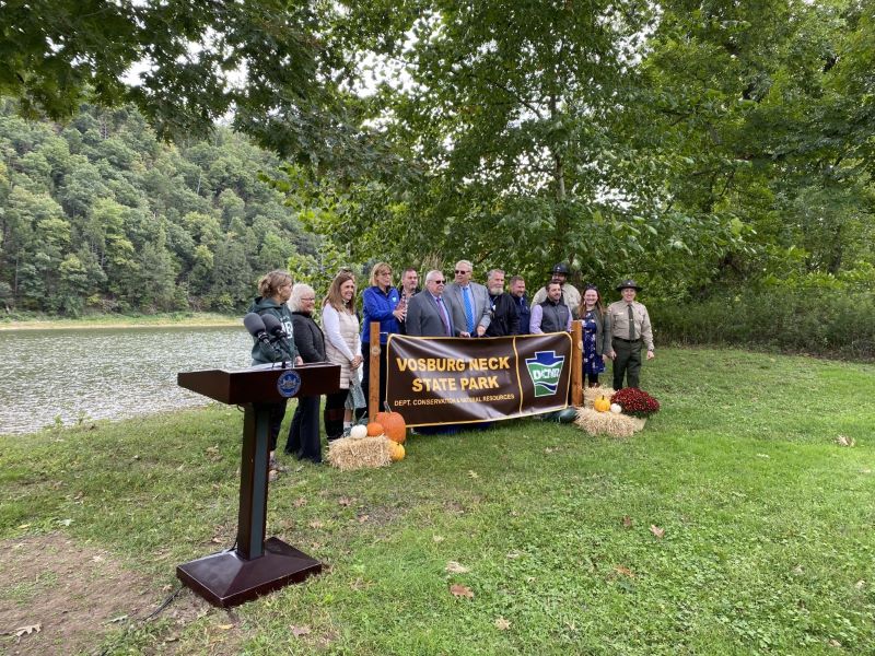 Leaders present a new sign for Vosburg Neck State Park