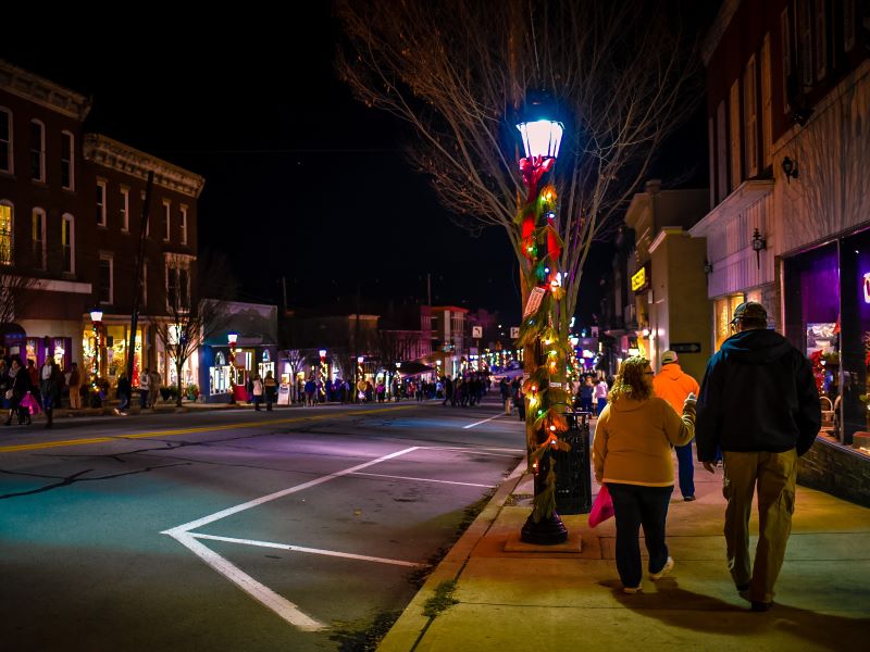 Christmas lights on the streets of downtown Tunkhannock